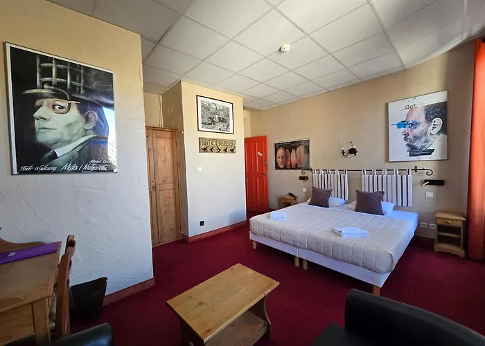 Cheap hotel: Hotel Le Colbert